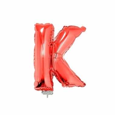 Rode opblaas letter ballon k op stokje 41 cm
