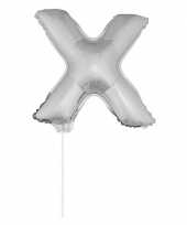 Zilveren opblaas letter ballon x op stokje 41 cm